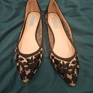 Betsey Johnson Leah Black Floral Embroidered Ballet Flats Shoes